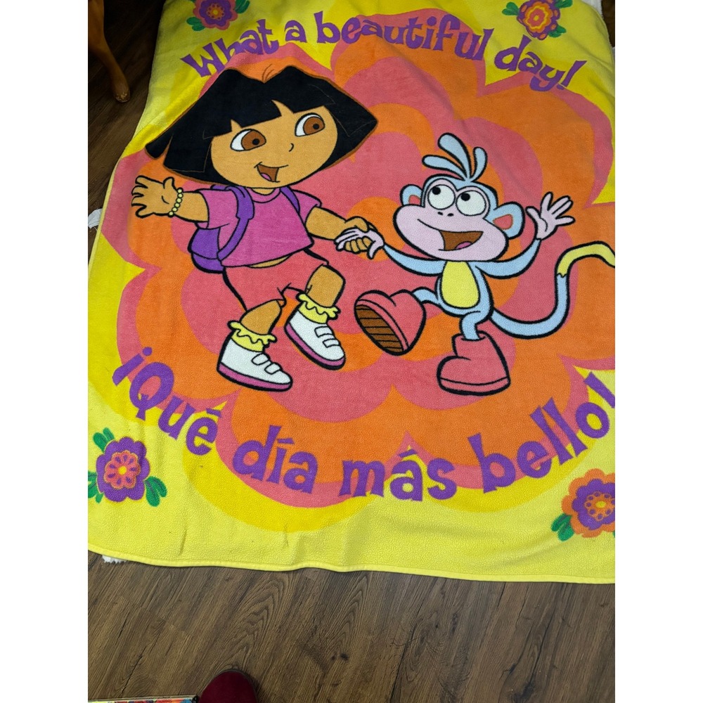 Vintage 2006 Nick Jr Dora the Explorer Boots Fleece Blanket Yellow Bilingual